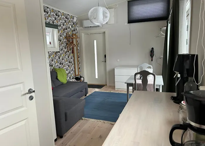 Gaesthus Naera City Och Aelvsjoemaessan