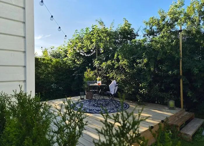 Cozy Studio & Private Garden Near Stockholm